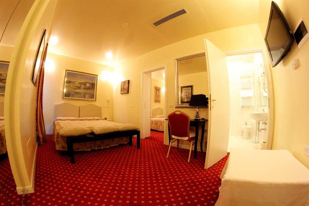 Europa Fiera Rho Hotel Room photo